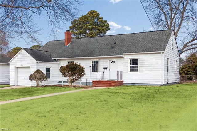 121 Cambridge PL, Hampton, VA 23669