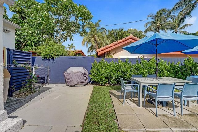 3305 NE 16th Ct, Fort Lauderdale, FL 33305