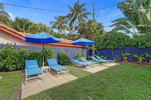 3305 NE 16th Ct, Fort Lauderdale, FL 33305