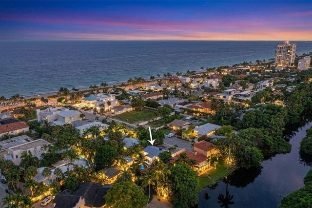 3305 NE 16th Ct, Fort Lauderdale, FL 33305