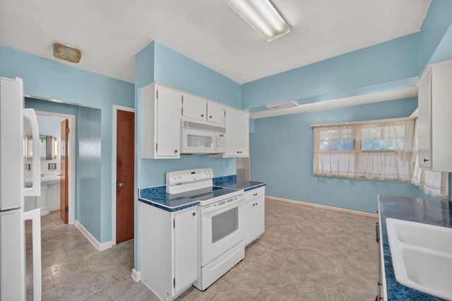 623 Rose Avenue, Des Moines, IA 50315