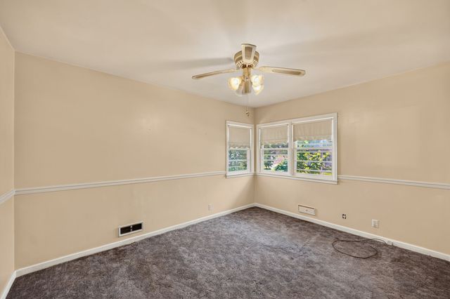 623 Rose Avenue, Des Moines, IA 50315