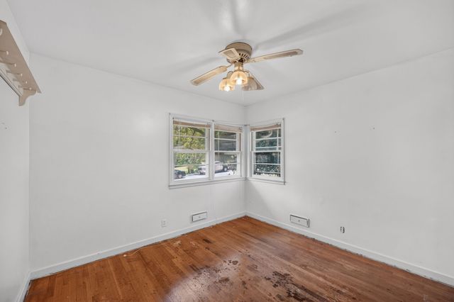 623 Rose Avenue, Des Moines, IA 50315