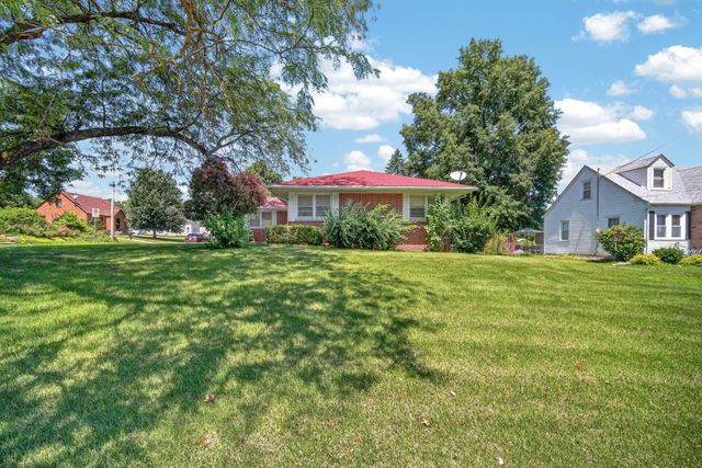 623 Rose Avenue, Des Moines, IA 50315