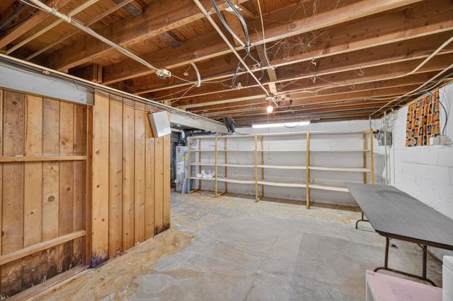 623 Rose Avenue, Des Moines, IA 50315