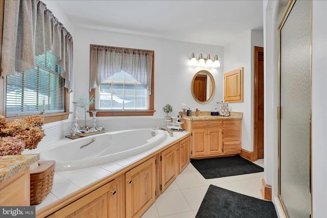 198 FRIENDS RD, Nottingham, PA 19362
