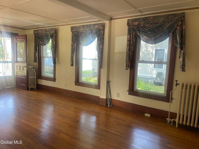 25 Saratoga Avenue, South Glens Falls, NY 12803