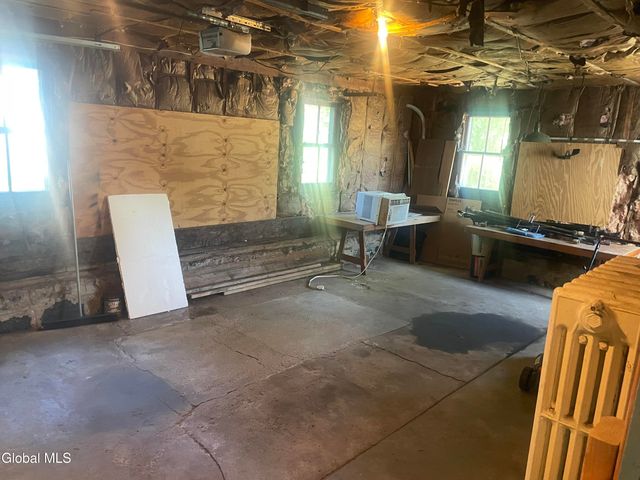 25 Saratoga Avenue, South Glens Falls, NY 12803