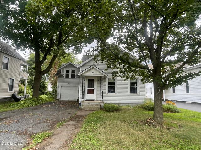 25 Saratoga Avenue, South Glens Falls, NY 12803
