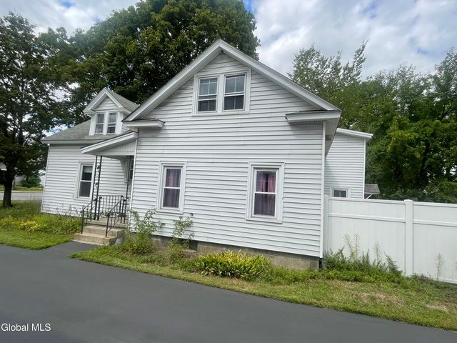 25 Saratoga Avenue, South Glens Falls, NY 12803