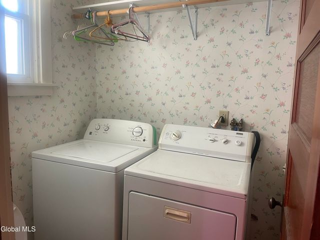 25 Saratoga Avenue, South Glens Falls, NY 12803