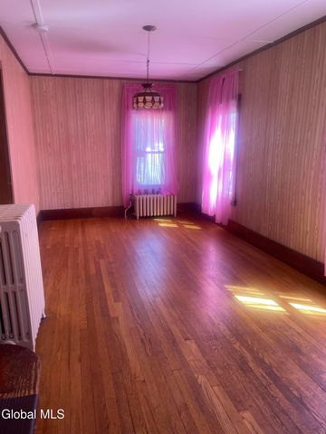 25 Saratoga Avenue, South Glens Falls, NY 12803