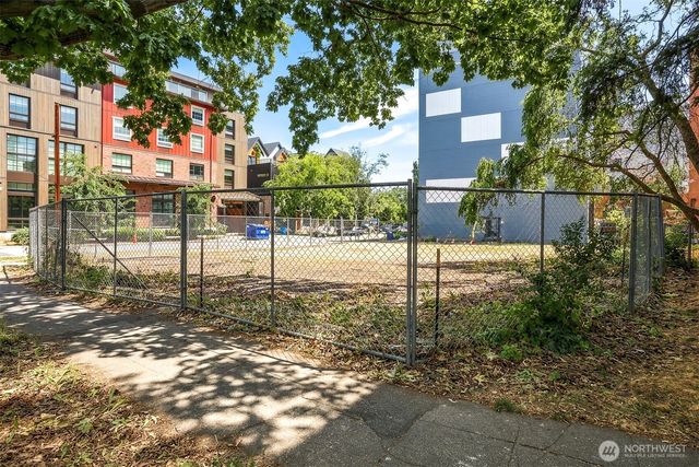 1103 NW Market Street, Seattle, WA 98107