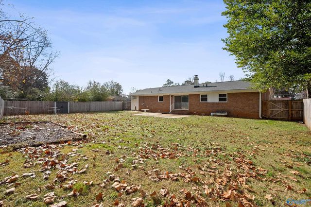 10013 Hogan Drive SE, Huntsville, AL 35803