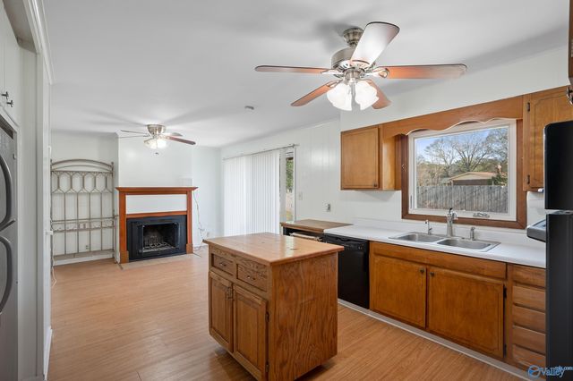 10013 Hogan Drive SE, Huntsville, AL 35803