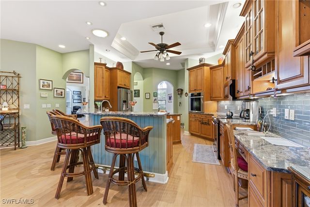 5867 Marble CT, Naples, FL 34110