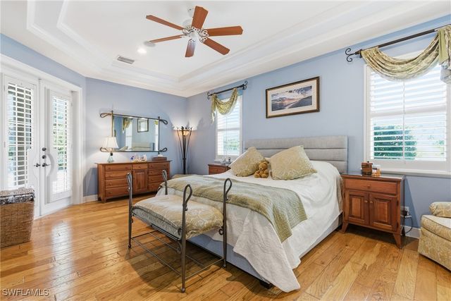 5867 Marble CT, Naples, FL 34110