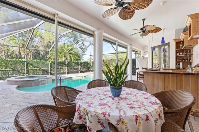 5867 Marble CT, Naples, FL 34110