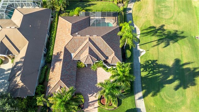 5867 Marble CT, Naples, FL 34110