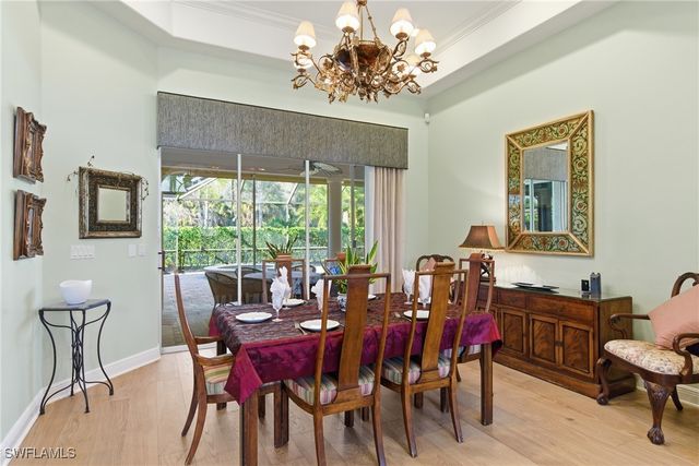 5867 Marble CT, Naples, FL 34110