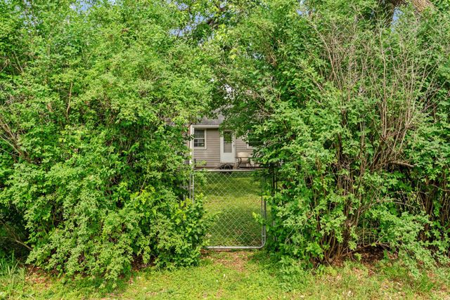 8528 Columbus Avenue S, Bloomington, MN 55420
