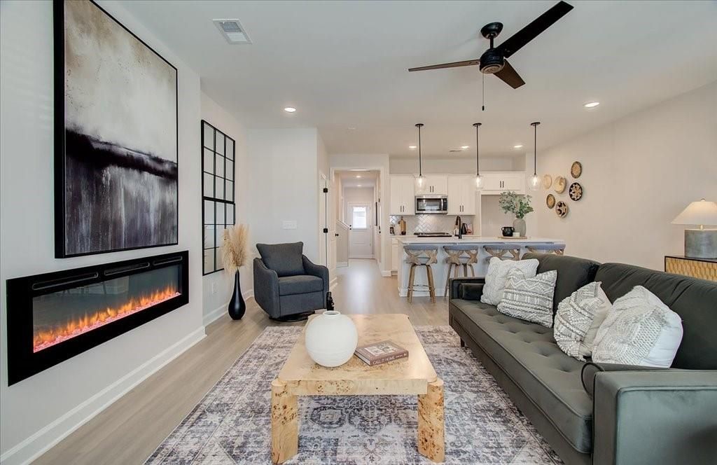 1935 Kinnard Alley, Kennesaw, GA 30144