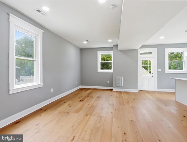 5811 WESTWOOD AVE, Baltimore, MD 21206