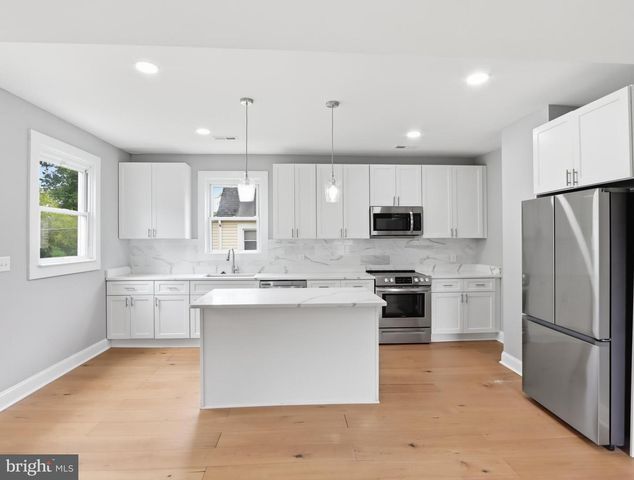 5811 WESTWOOD AVE, Baltimore, MD 21206