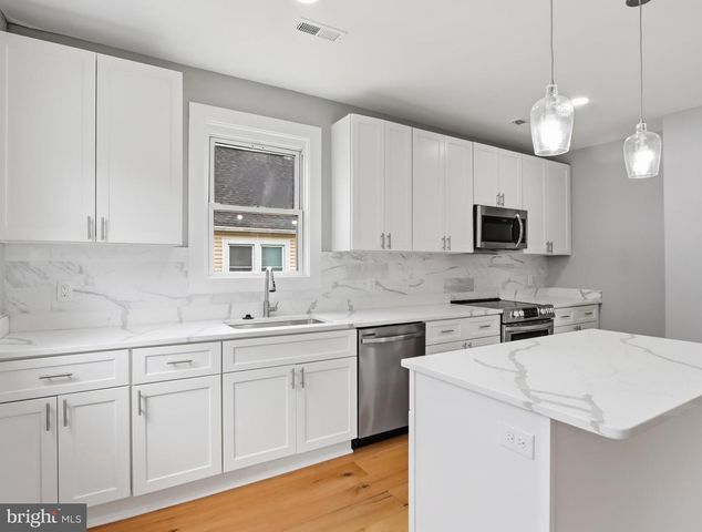 5811 WESTWOOD AVE, Baltimore, MD 21206