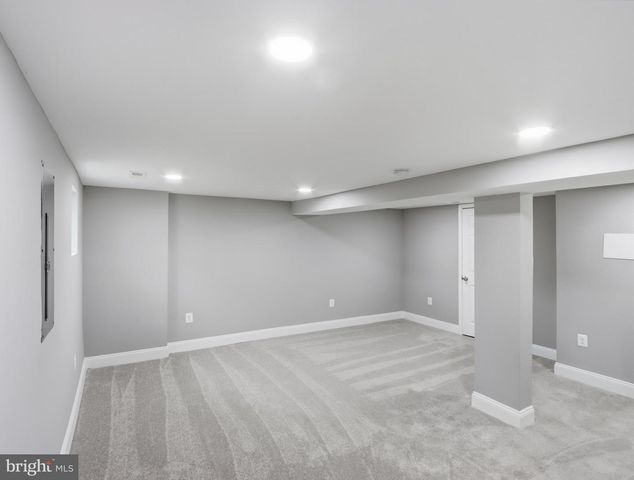 5811 WESTWOOD AVE, Baltimore, MD 21206