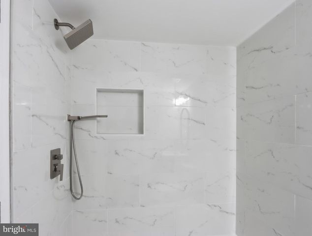 5811 WESTWOOD AVE, Baltimore, MD 21206