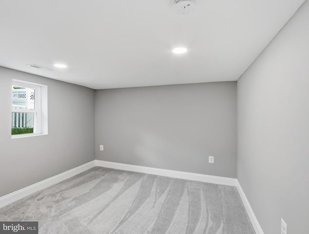 5811 WESTWOOD AVE, Baltimore, MD 21206