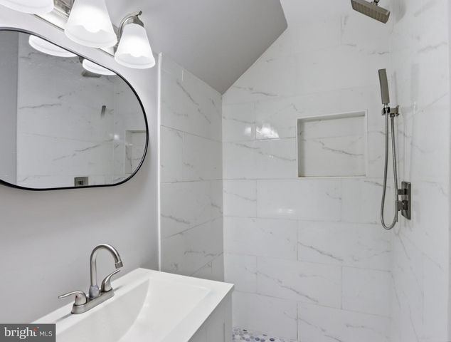 5811 WESTWOOD AVE, Baltimore, MD 21206