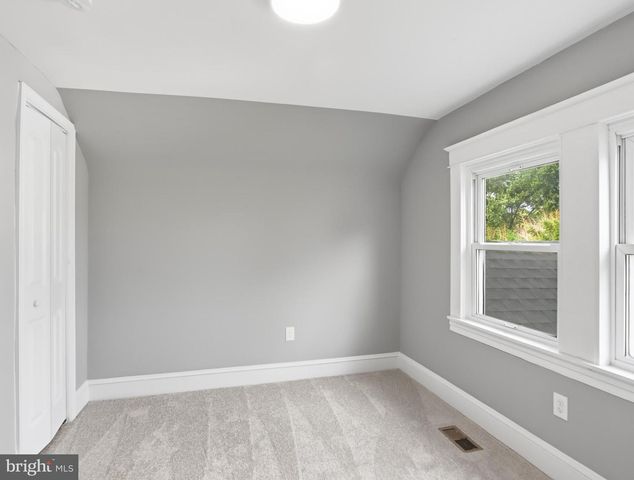 5811 WESTWOOD AVE, Baltimore, MD 21206