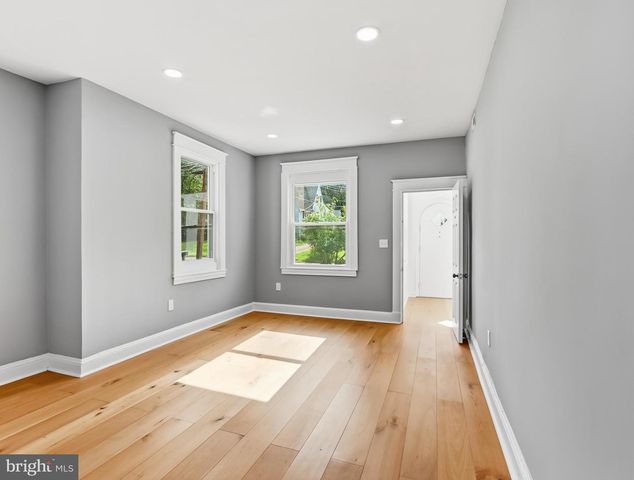 5811 WESTWOOD AVE, Baltimore, MD 21206