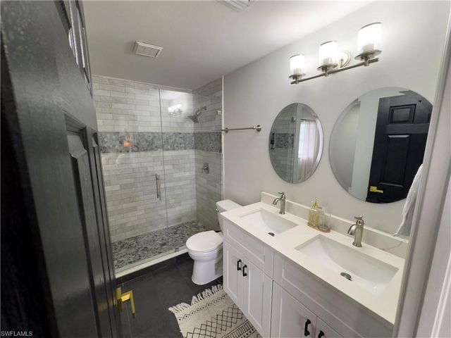 1019 Wyomi DR, Fort Myers, FL 33919
