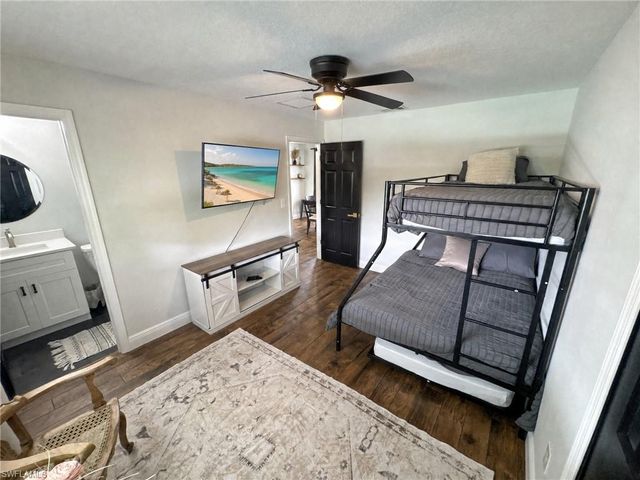 1019 Wyomi DR, Fort Myers, FL 33919