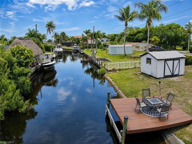 1019 Wyomi DR, Fort Myers, FL 33919
