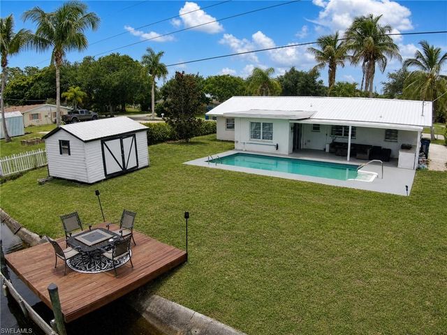 1019 Wyomi DR, Fort Myers, FL 33919