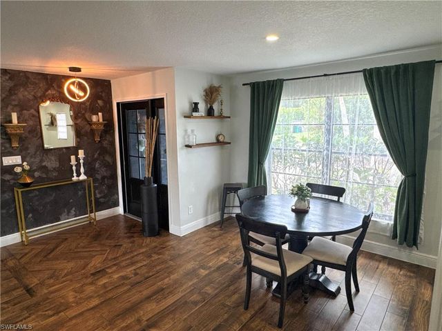 1019 Wyomi DR, Fort Myers, FL 33919