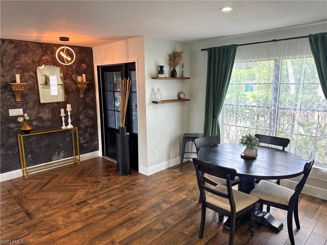 1019 Wyomi DR, Fort Myers, FL 33919
