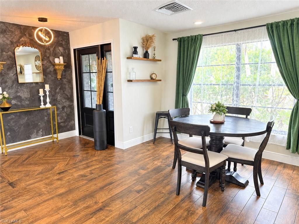 1019 Wyomi DR, FORT MYERS, FL 33919 — photo 4