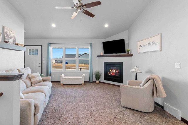 2301 CAMPFIRE COURT, Kaukauna, WI 54130