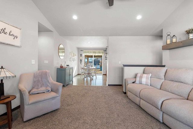 2301 CAMPFIRE COURT, Kaukauna, WI 54130