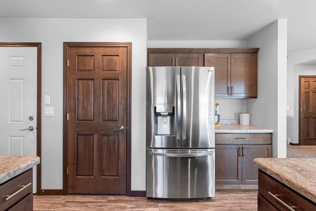 2301 CAMPFIRE COURT, Kaukauna, WI 54130