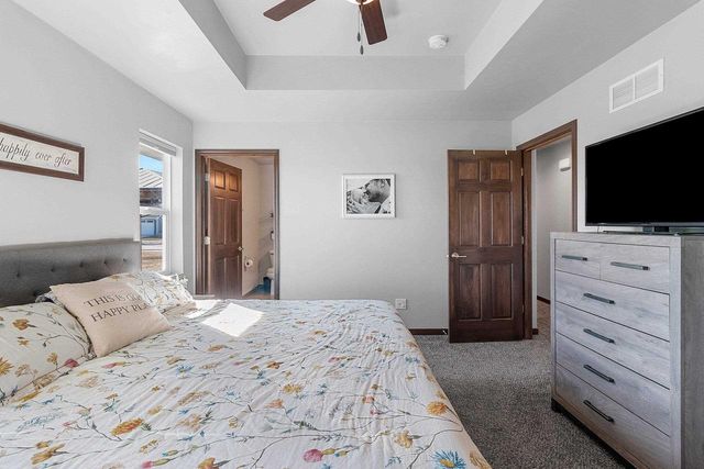 2301 CAMPFIRE COURT, Kaukauna, WI 54130