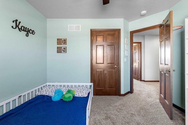 2301 CAMPFIRE COURT, Kaukauna, WI 54130