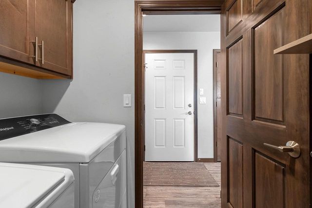 2301 CAMPFIRE COURT, Kaukauna, WI 54130