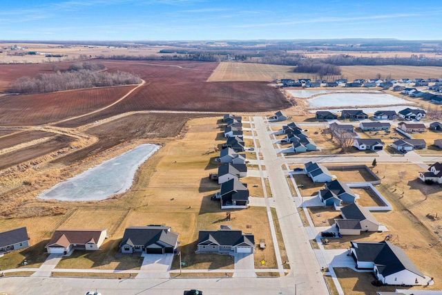 2301 CAMPFIRE COURT, Kaukauna, WI 54130