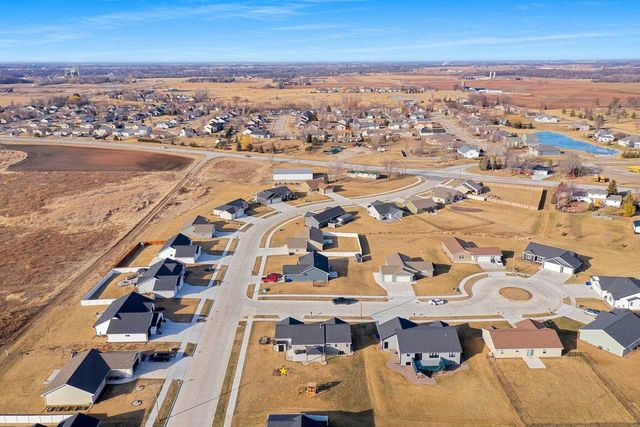 2301 CAMPFIRE COURT, Kaukauna, WI 54130